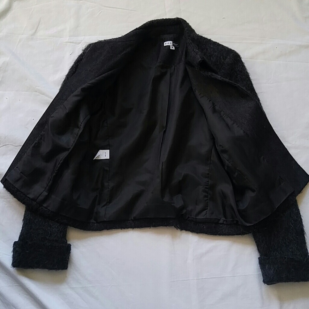 Jacket - Picture 8 of 8